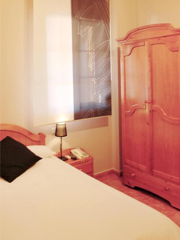 Hotel Moregon Cuacos De Yuste Cameră foto
