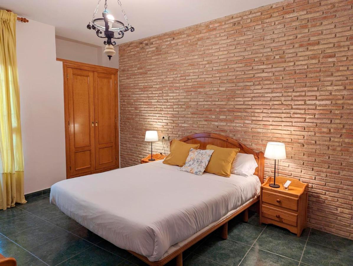 Hotel Moregon Cuacos De Yuste Exterior foto